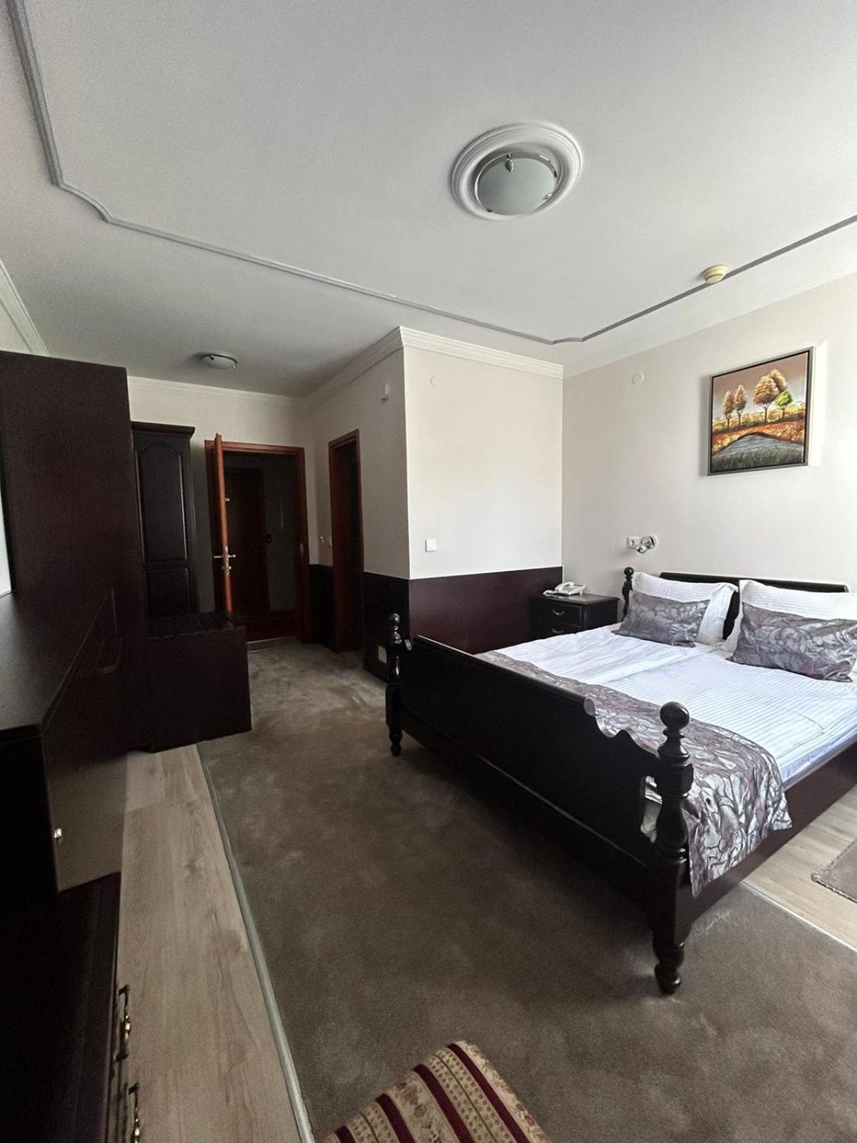 Hotel Bosna 1 Ilidža Ngoại thất bức ảnh