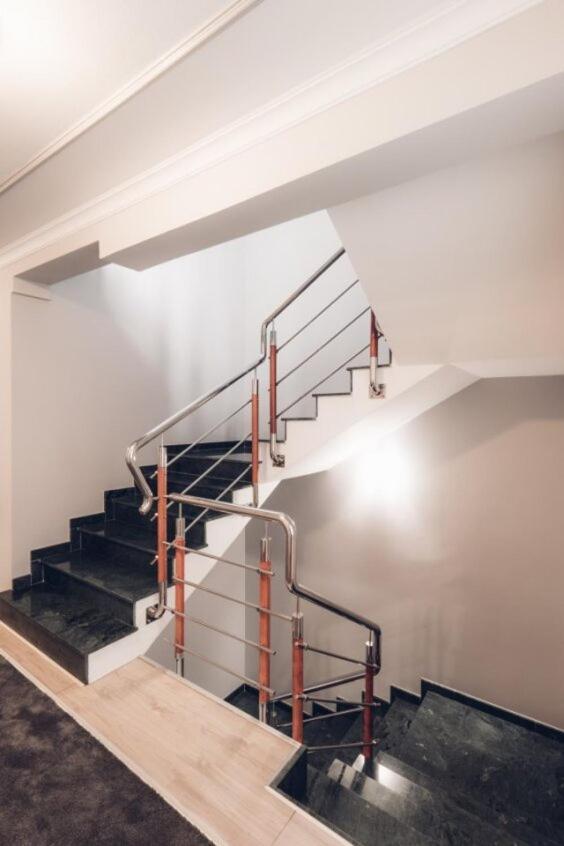 Hotel Bosna 1 Ilidža Ngoại thất bức ảnh