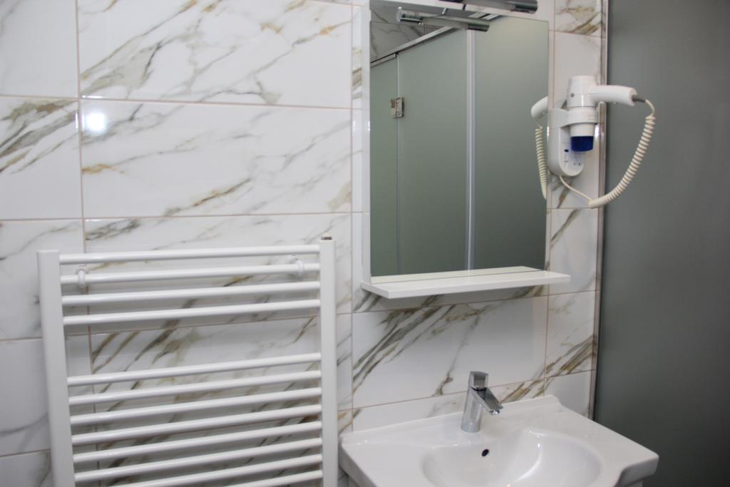 Hotel Bosna 1 Ilidža Ngoại thất bức ảnh